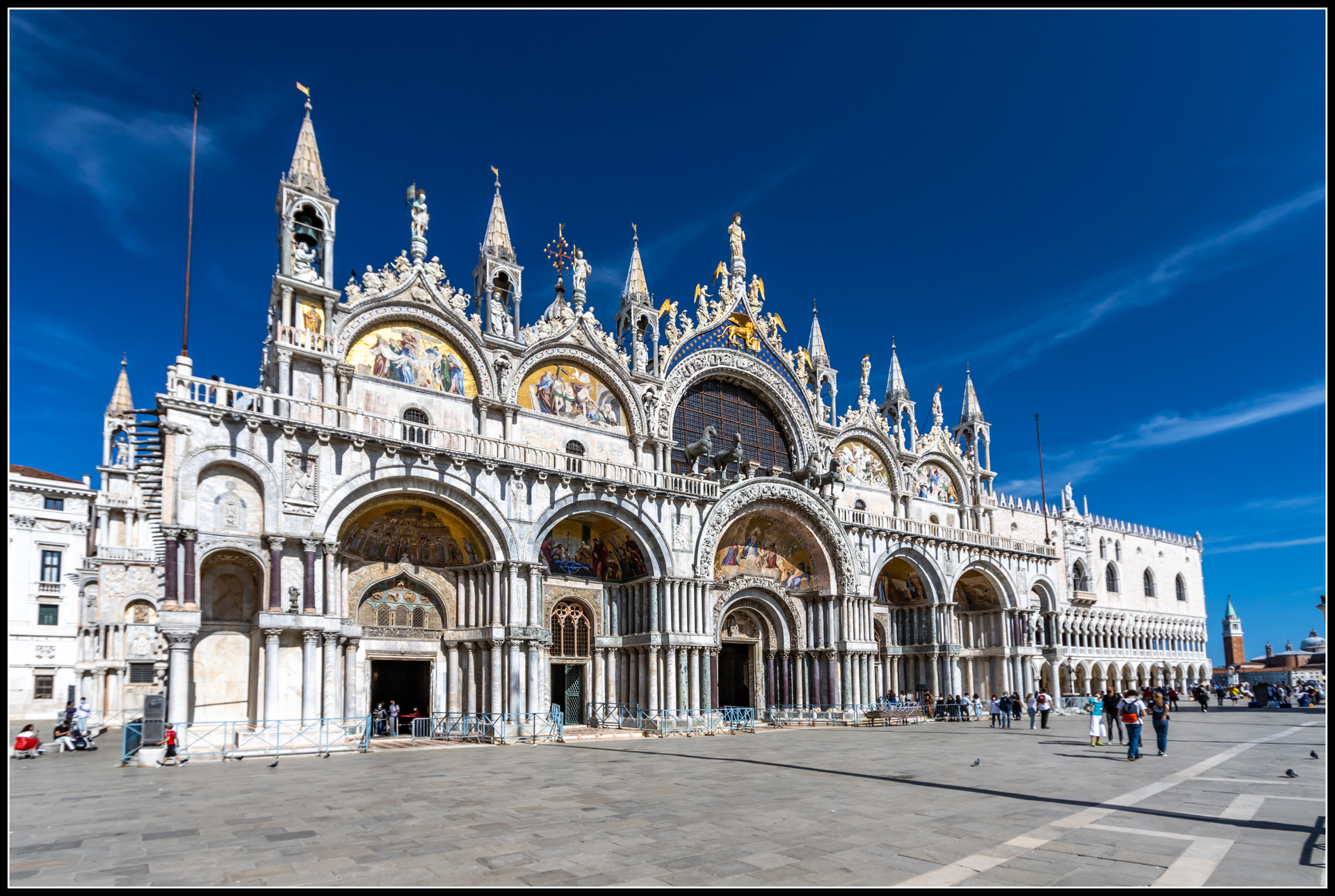 Place SaintMarc et Campanile cœur historique de Venise — free download