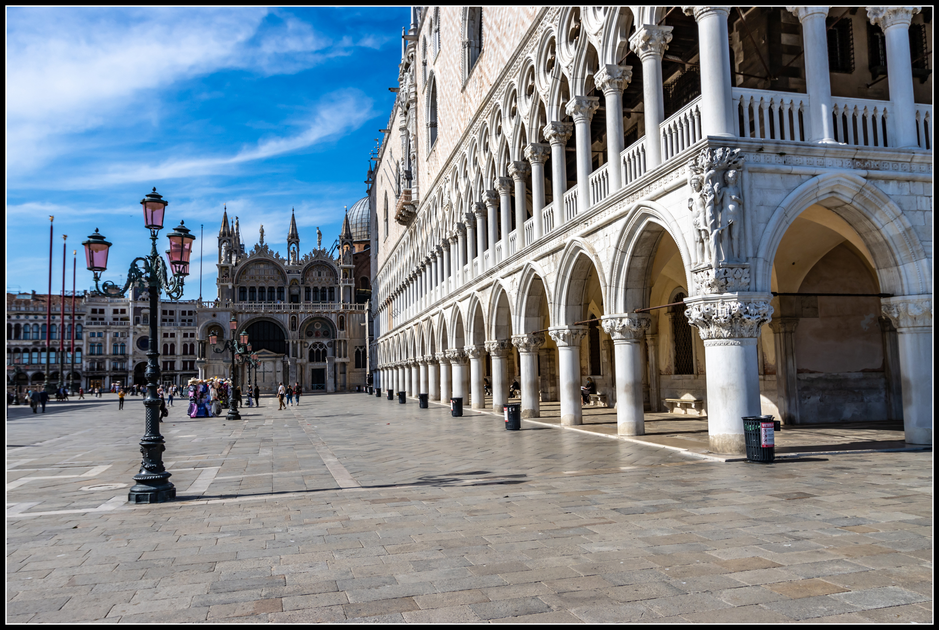 Place SaintMarc et Campanile cœur historique de Venise — free download