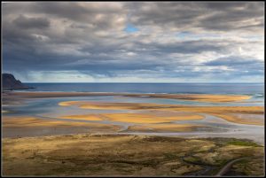 La plage de Raudisandur.