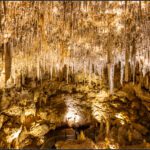 La grotte Ngilgi.